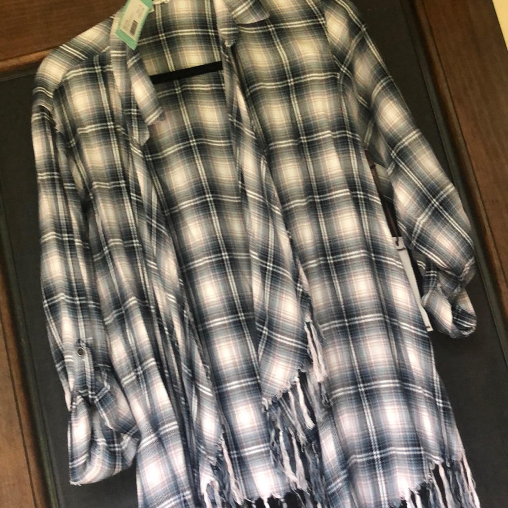 Plaid fringe trimmed shirt